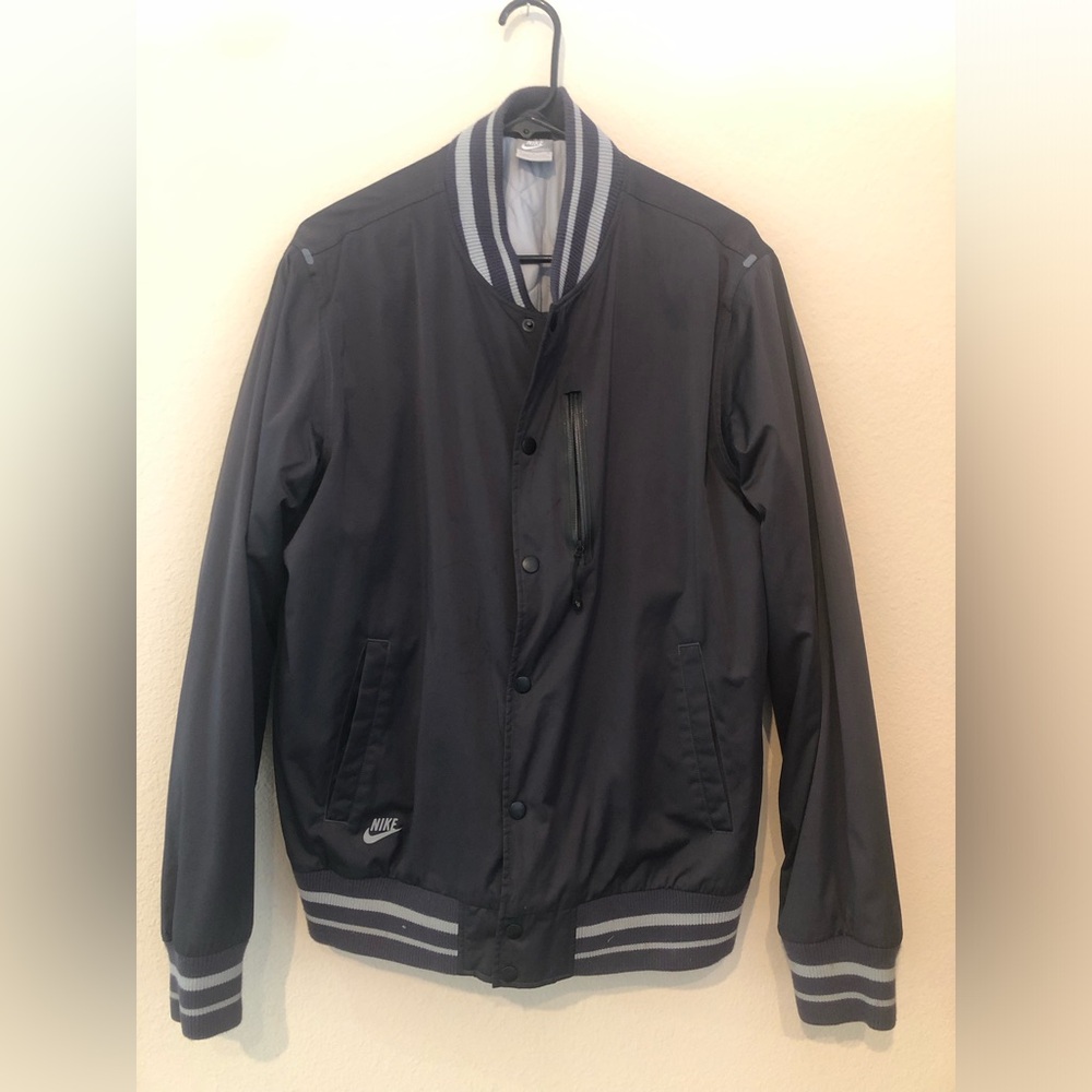 Nike light weight jacket